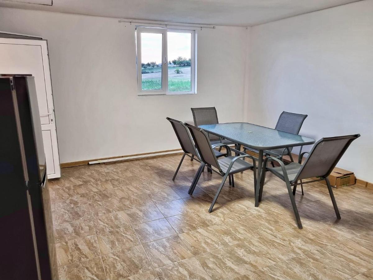 Cabana Varad Coronini Moldova Veche Extérieur photo