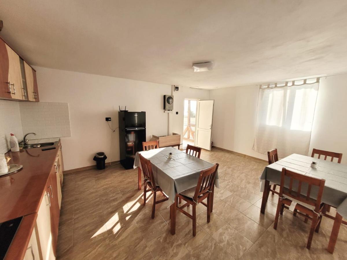Cabana Varad Coronini Moldova Veche Extérieur photo