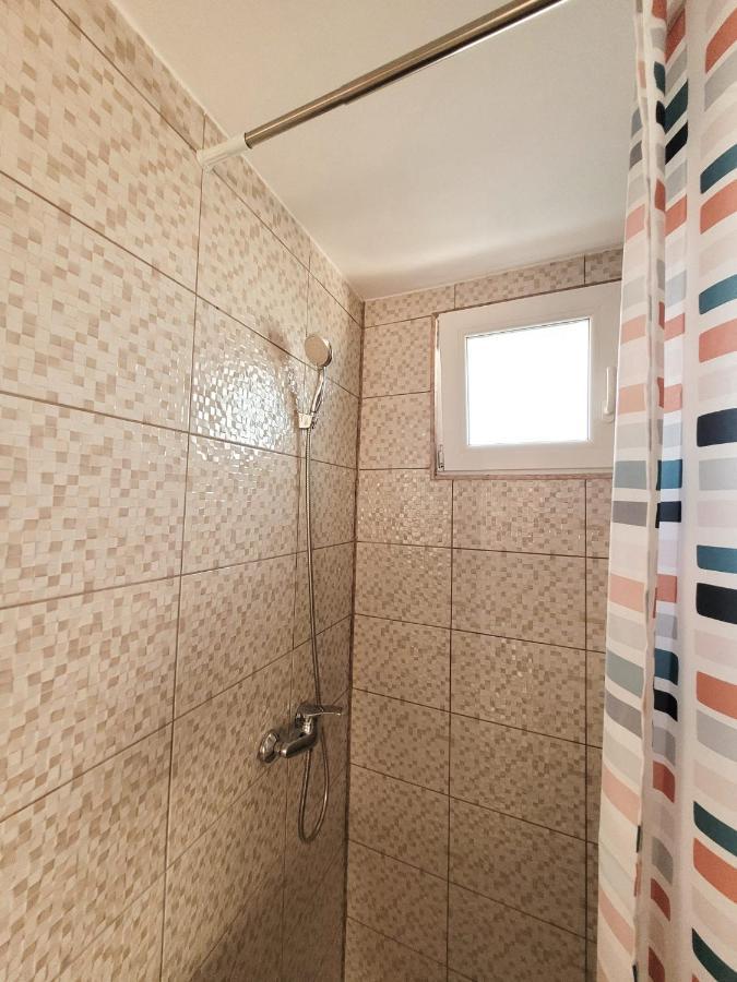 Cabana Varad Coronini Moldova Veche Extérieur photo
