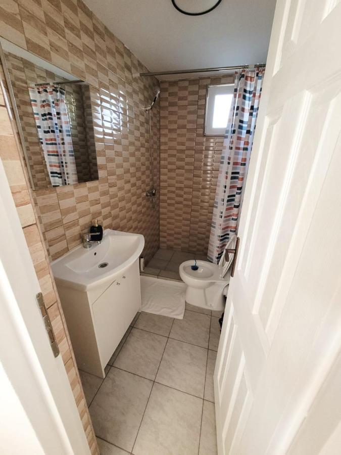 Cabana Varad Coronini Moldova Veche Extérieur photo