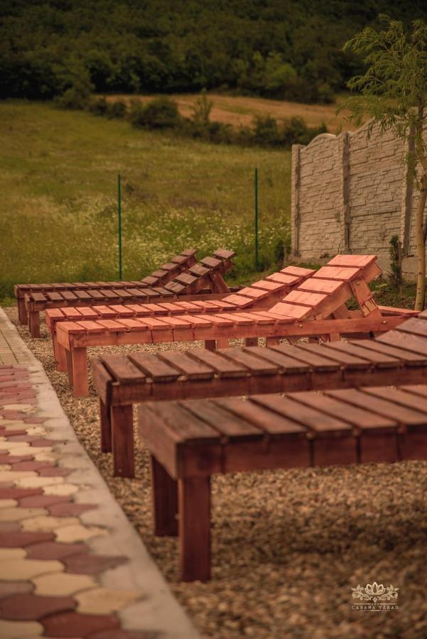 Cabana Varad Coronini Moldova Veche Extérieur photo